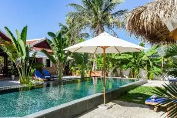 Biệt Thự Hồ Cá Hội An