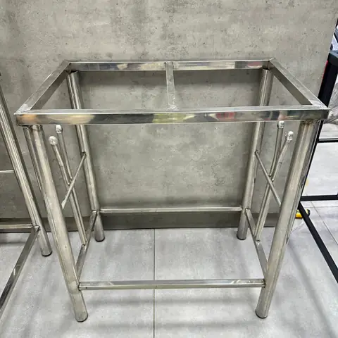 Chân Hồ Cá 60x40