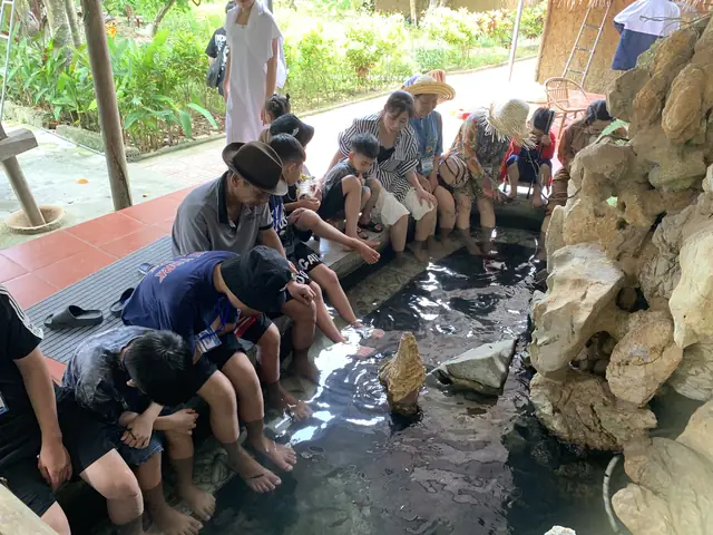 Ngâm Chân Cá Rỉa