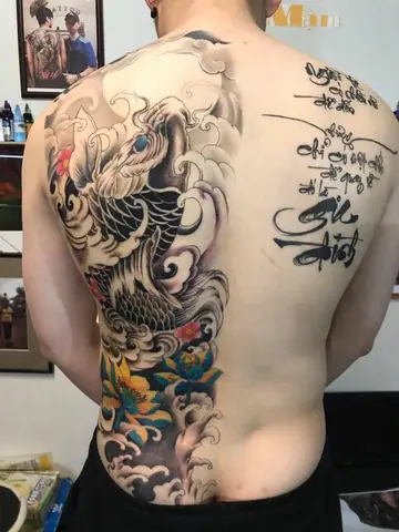 Cá Chép Hóa Rồng Nửa Lưng