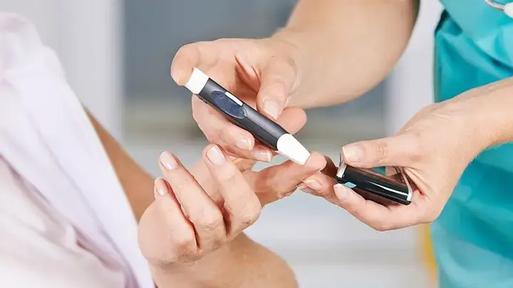 Cá Hồng Két Đực Và Cái