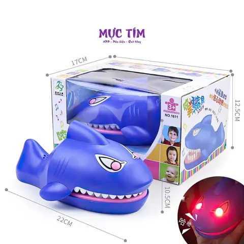 Cá Mập Cắn Tay