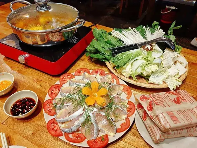 Cá Tầm Và Cá Hồi