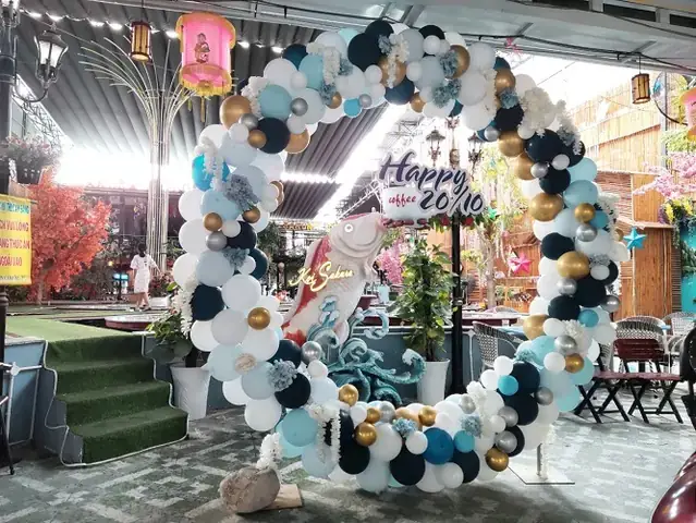 Cafe Cá Koi Nguyễn Văn Quá