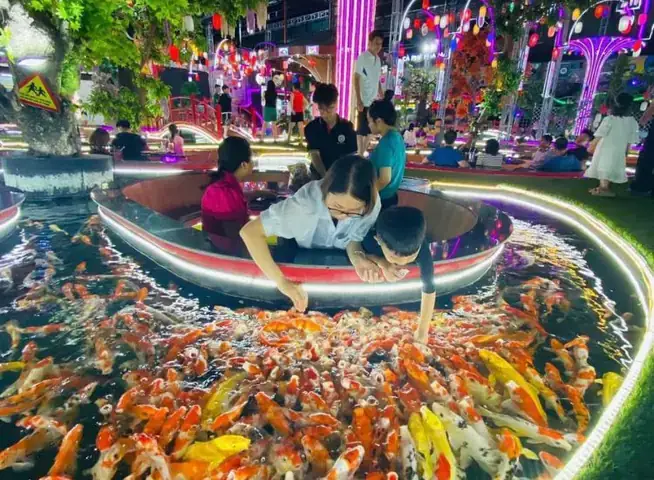 Cafe Cá Koi Tân Hoà Đông
