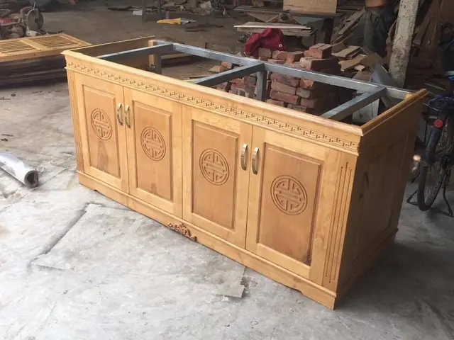 Chân Gỗ Hồ Cá