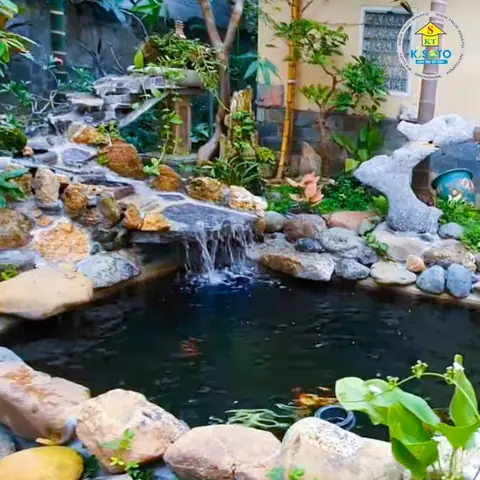 Hồ Cá Koi Sân Vườn Đẹp