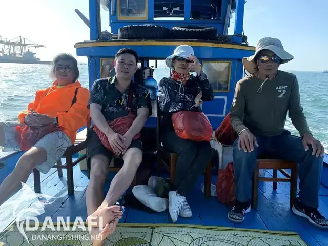 Mồi Câu Cá Đà Nẵng