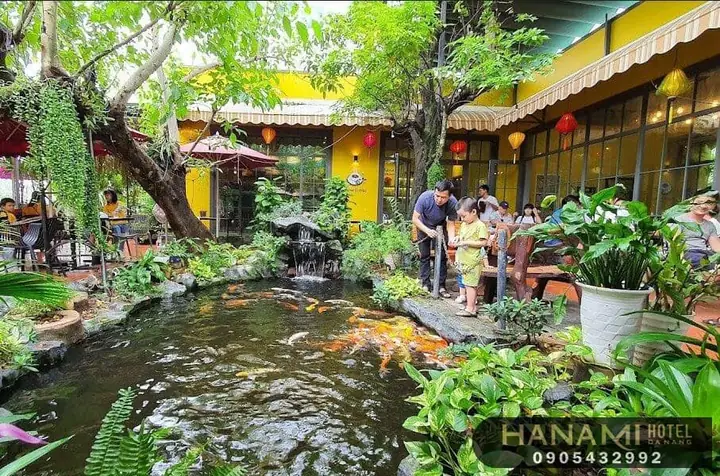 Quán Cafe Có Hồ Cá Đẹp Ở Đà Nẵng
