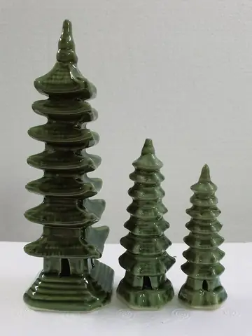 Tháp Trang Trí Hồ Cá