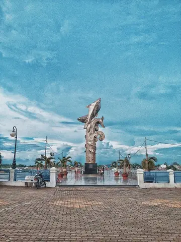 Tượng Đài Cá Basa Nằm Ở Tỉnh Nào